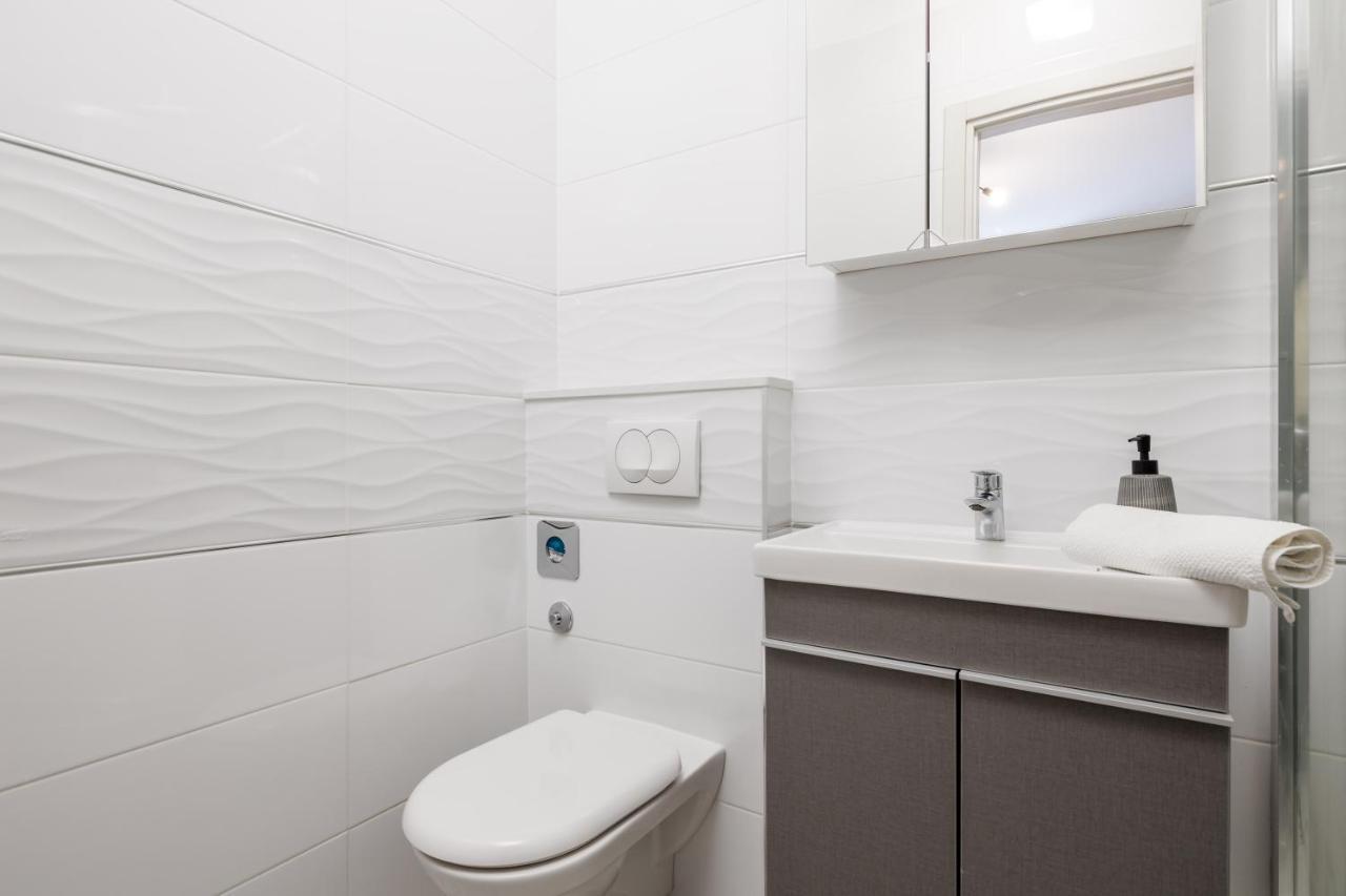 Studio Apartments Fran'S Rijeka Ngoại thất bức ảnh